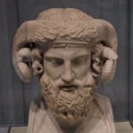 LUX PHALUS
