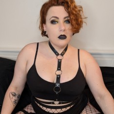 Isabel Dean