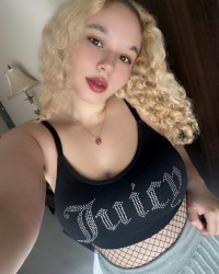 ジューシー・クチュールを着た女の子 photo