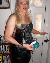 255 SHIRLEY SLUT photo
