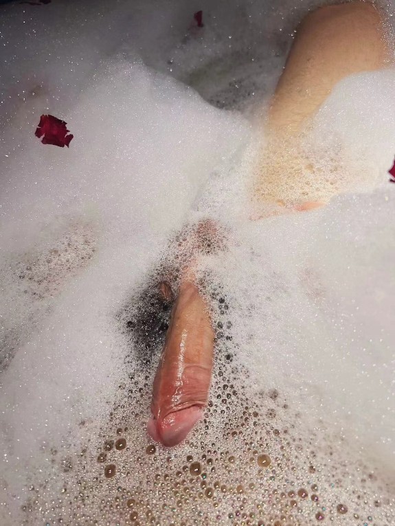 bangkok's hittest cocks