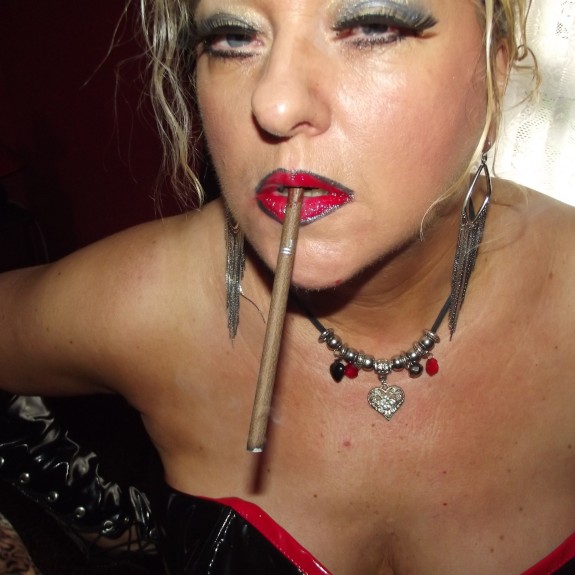 121 SHIRLEY SLUT
