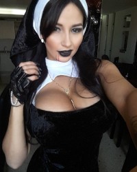 Huge tits photo
