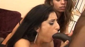 Booty Temblor - Escena 3