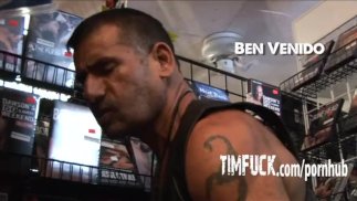 Criação de Pornstore Bareback