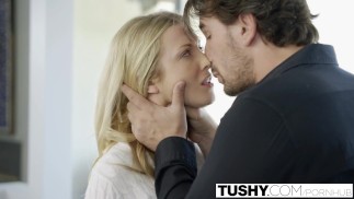 TUSHY przyrodnie siostry Karla Kush i Zoey Monroe Pierwszy anal