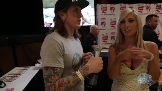 Mostra e racconta Tasha Reign 