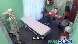 FakeHospital Doutor fode sirigaita em entrevista de emprego