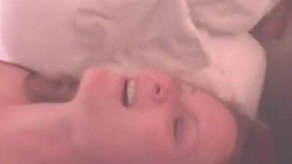 Joleen Carter − Mąż patrzy, jak żona się huśta