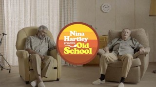 Pornhub przedstawia starą szkołę: kompletny przewodnik po bezpiecznym seksie po 65 roku życia