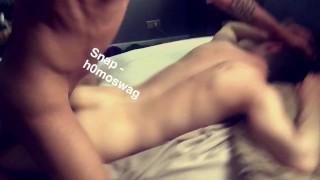 Jongen broeden