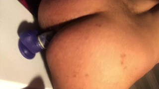 Ho davvero bisogno di un cazzo duro per scoparmi