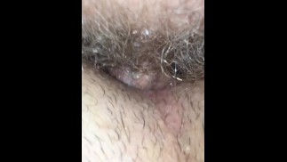 Fodendo um twink tatuado com sua mãe no quarto ao lado