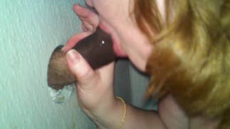 Meine sexy heiße Frau @ ein Glory Hole
