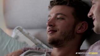 NextDoorBuddies HEISS Behaarter Hintern BAREBACK Von Muskelbolzen