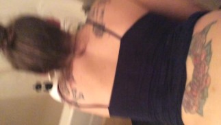 Follando a mi sexy gran culo compañero de trabajo en el baño