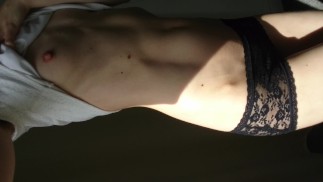 Sperma über mich? || Alena zeigt sich neckisch