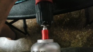 INVENTO DE JUGUETES SEXUALES CON BORDES DE PERFORACIÓN POLLA DURA CON GEMIDOS SEXY DEBES VER