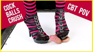 Pik en ballen vertrappelen stampen en verpletteren ballbusting hoge hakken CBT POV