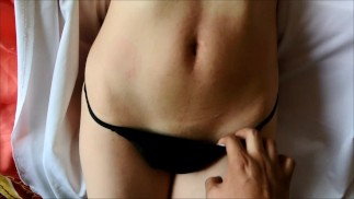 břicho úder ve zpomaleném záběru Fantazie Pauly Břicho fetiš sex lesbička