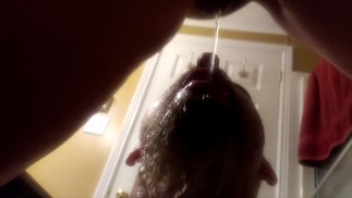 De fiesta en el coño de mi novia y bebiendo su orina