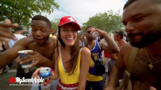 En train de baiser à La Street Parade et 2 fans nous ont attrapés et enregistrés - MySweetApple