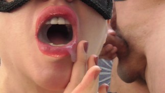 Sperma Essen Sperma im Mund Zusammenstellung