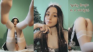 Sirvienta cachonda obtiene orgasmo y DAP