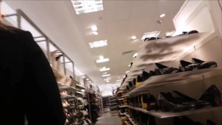 BAISE PUBLIQUE RISQUÉE DANS LE VESTIAIRE H&M