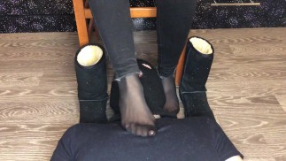 kelly_feet mistress lick shoes school girl kiss and sniff nylon socks
