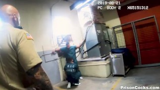PRISON COCKS - Nueva Guy ofrece protección para Sexual favores