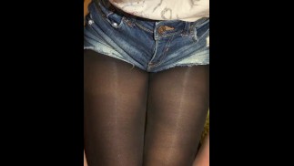 mijn vrouw handjob denim shorts bukkake