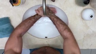 这只熊会让你坐在座位的边缘!!英尺迭戈桑斯