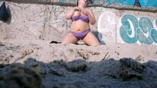 Showing public big ass and boobs. Hot BBW