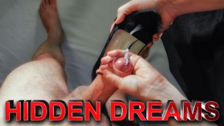 Freundin bringt mich mit Handjob, Footjob und und Schuhjob zu fantastischem Cumshot
