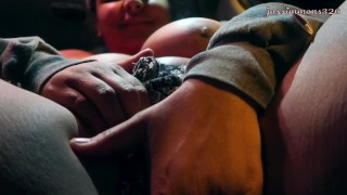Amateur openbare masturbatie tijdens de 4de van July in de auto VOLLEDIGE VIDEO