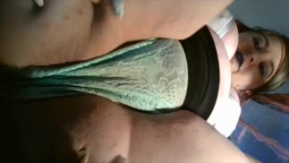 POV Obří UPSKIRT mačkání, dupání a facesitting vás, dokud nebudete uctívat tuto cumming kočička