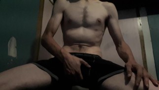私はとても一生懸命来たので、誤って自分自身に顔を与えました