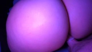 Meia-irmã enorme bunda oleada e peitos me fazem gozar duas vezes 