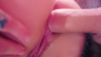 Putain gros cul et seins petite amie chatte et cul et eux éjacule dans sa bouche ! - Maru Karv