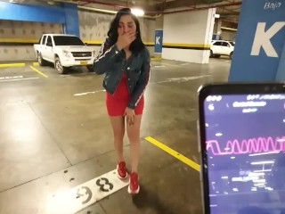 I want to Squirt at the Mall Parking Lot