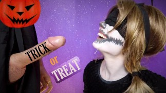 Colocataire Prank en parlant à mon ami cocu au téléphone (Halloween Edition)