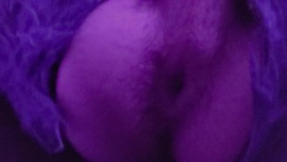 Xneo inveisce il culo di Sucario sul letto e pompa un cucciolo pieno del suo sperma