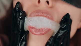口を使って、I LOVE YOU!私の頭をファック、私はそれが欲しい!あなたの精液で私を満たしてください、私はあなたにお願いします!POV CIM
