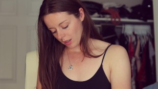Girl next door describes what sex feels like while sitting on a vibrator and cumming hard!!