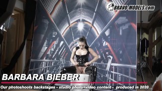 420-Sesión de fotos entre bastidores Barbara Bieber - Cosplay de látex