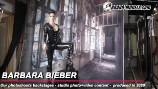 421-Sesión de fotos entre bastidores Barbara Bieber - Cosplay de látex