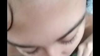 Eating babe's pussy till she cums