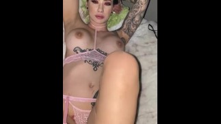 Seducing my best friends husband 