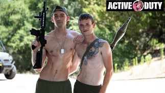 Твинк Скотт Финн разрушает прямоногого военного - ActiveDuty